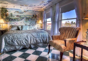 Boutique Hotel, Romantic bed and breakfast in Victorian town of Ferndale, CA