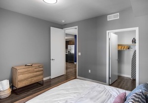 Bright 1BR Koreatown, Gym & Pool, walk to Wilshire by Blueground
