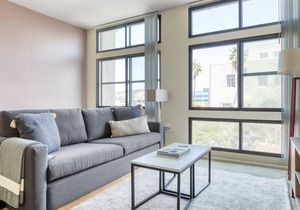Bright Downtown 1BR w/ Gym, Pool & Spa, near 7th St Metro, by Blueground