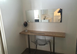 bright LARCHMONT glam hollywood