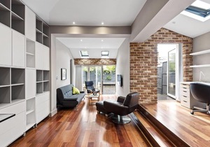 Bright West Hampstead Apartment
