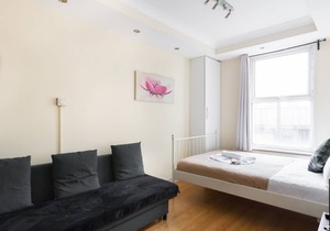 Camden City Studio 8