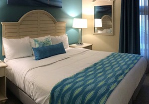 Capistrano SurfSide Inn 1 Bedroom Sleeps 4