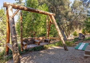 Cedar Mountain Lodge