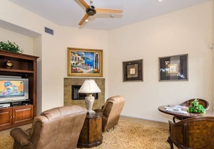 Central Palm Springs 4 Bed 4 Bath Home