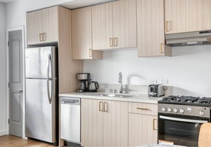 Charming Culver City 1BR w/Roof Lounge & Gym, nr 405, by Blueground