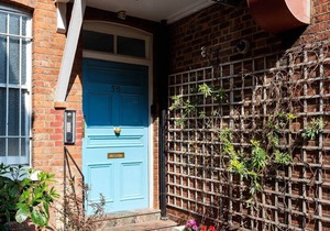 Charming Hampstead Apartment, by Veeve