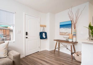 Charming rental near the beach, 300' to Casa Romantica Cultural Center