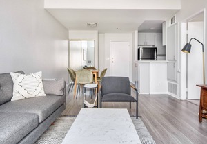 Charming Sherman Oaks 1BR near Ventura Blvd shops, TJ + WF, by Blueground