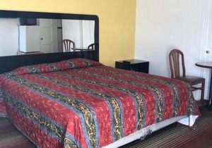 CINEMA MOTEL