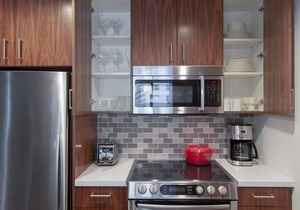 Comfy Downtown 1BR, w/Gym + W/D next to The Broad by Blueground