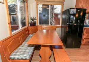 Cottage in the Pines by Big Bear Cool Cabins