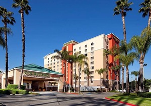 Courtyard by Marriott Baldwin Park