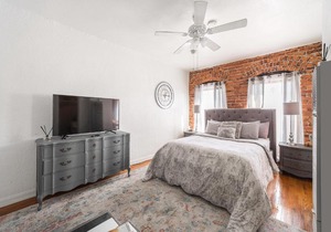 COZY AND CUTE STUDIO (206)