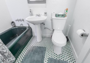 COZY AND STYLISH STUDIO (210)