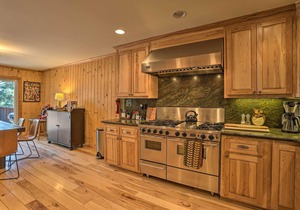 Cozy Lake Arrowhead Cabin < 2 Mi to Blue Jay Bay!