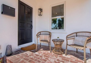 Cozy Modern 3 Bedroom home near Universal sleeps 9