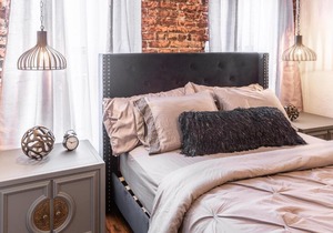 COZY STUDIO NEXT TO PARAMOUNT STUDIOUS (104)