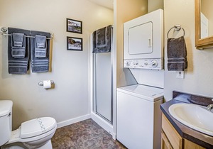Darling studio near the beach & state parks with kitchenette, WiFi, & more