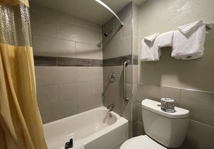 Days Inn by Wyndham Barstow