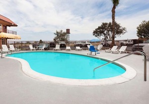 Days Inn by Wyndham Barstow