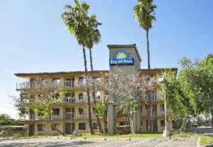 Days Inn by Wyndham Buena Park
