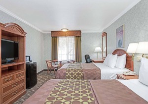 Days Inn by Wyndham Los Angeles LAX/Redondo/Manhattan Beach