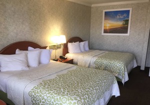 Days Inn by Wyndham Los Angeles LAX/Redondo/Manhattan Beach
