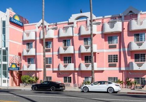 Days Inn by Wyndham Santa Monica