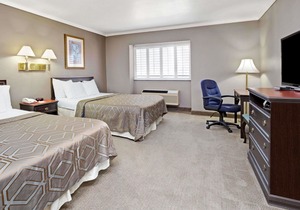 Days Inn by Wyndham West Covina
