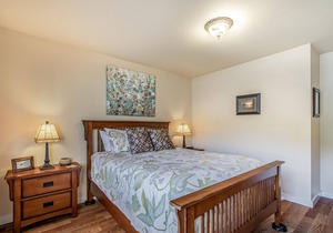 Delightful Northern Retreat w/ Gas Grill, Free WiFi & Easy Access to Redwoods