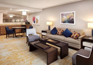 DoubleTree by Hilton Ontario Airport
