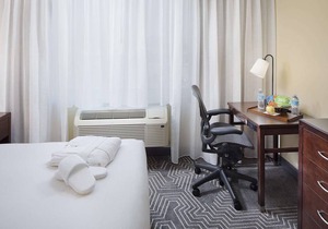 DoubleTree by Hilton Los Angeles - Commerce