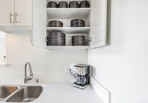 Dreamy West Hollywood 2BR, close to bars, restaurants, TJ, by Blueground