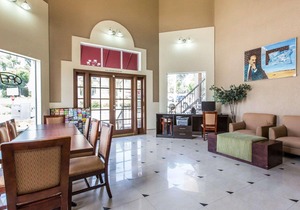 Econo Lodge Inn & Suites Fallbrook Downtown