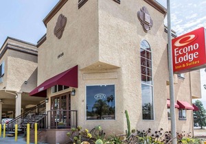 Econo Lodge Inn & Suites Fallbrook Downtown
