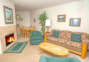 Economical Waterfront Condo for 6 with Great Views of the Marina - 86A~