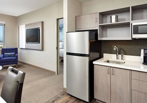 Escape to the Great Outdoors! 3 Roomy Units, Onsite Dining, Water Park, Pool!
