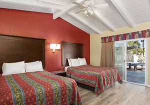 Fallbrook Country Inn