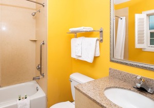 Fallbrook Country Inn
