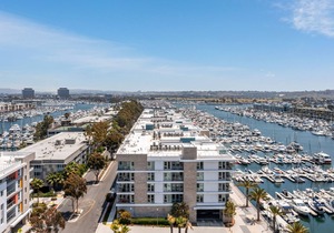 "Flamingo" Rare Find 2Bedroom 2bath Marina Del Rey