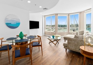 "Flamingo" Rare Find 2Bedroom 2bath Marina Del Rey