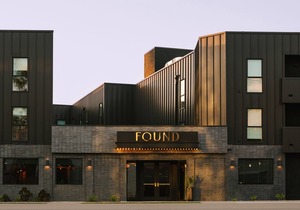 Found Santa Monica powered by Sonder | Double Bunk Room