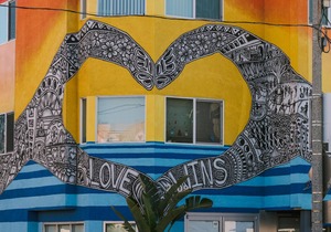 Found Santa Monica powered by Sonder | Accessible King Room