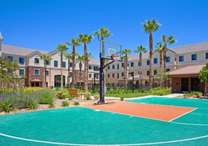 Free Breakfast. Outdoor Pool & Hot Tub. Near Edwards Air Force Base! Your Next Trip!