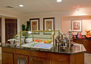 Free Breakfast. Outdoor Pool & Hot Tub. Near Edwards Air Force Base!
