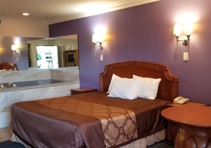Fullerton Inn