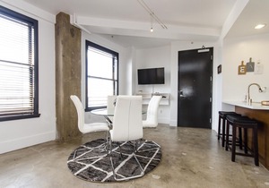 Fully Furnished Suite in DTLA Fashion District