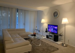 GETALUXE Suites, Marina del Rey M8