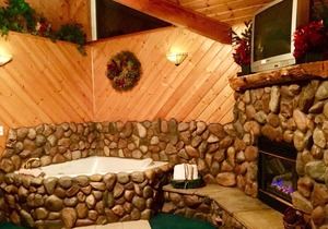 Giant Oaks Lodge - 3 Bed Studio Spa Cabin 112